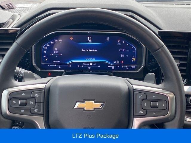 Chevrolet Silverado 1500 LTZ Crew Cab 4WD 2023