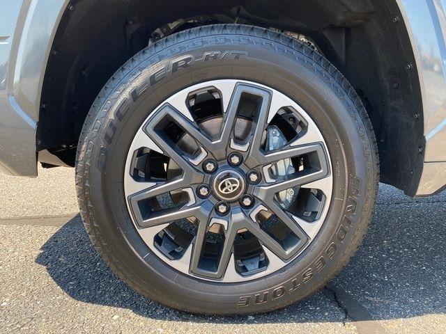 Toyota Tundra Limited CrewMax 4WD 2026