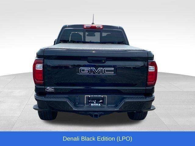 GMC Canyon Denali Crew Cab 4WD 2026