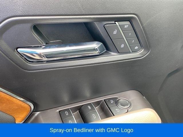 GMC Canyon Denali Crew Cab 4WD 2026