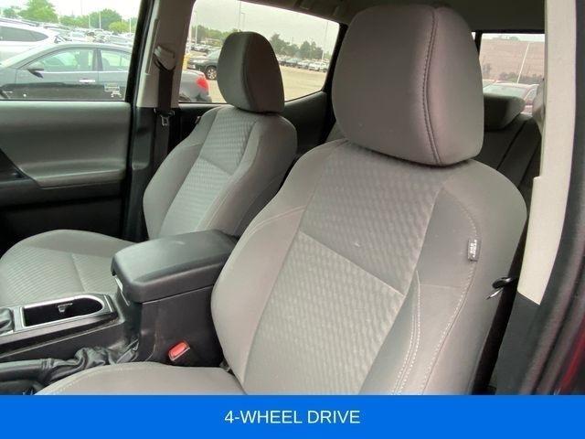 Toyota Tacoma SR5 Double Cab Long Bed V6 6AT 4WD 2022