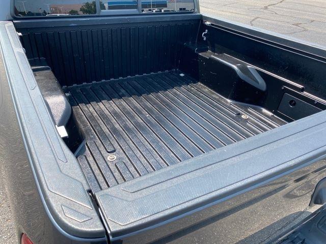 Toyota Tacoma SR5 Double Cab Long Bed V6 6AT 4WD 2022