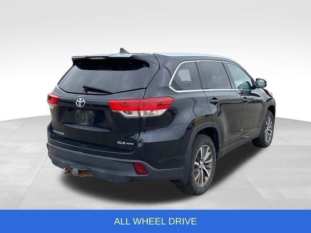 Toyota Highlander SE AWD V6 2019