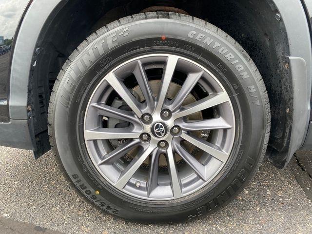 Toyota Highlander SE AWD V6 2019
