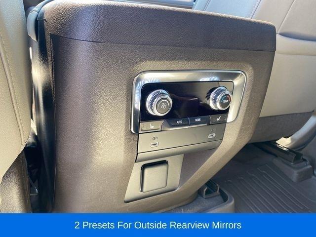 GMC Yukon SLT 4WD 2023