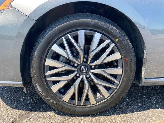 Nissan Altima 2.5 SV 2024