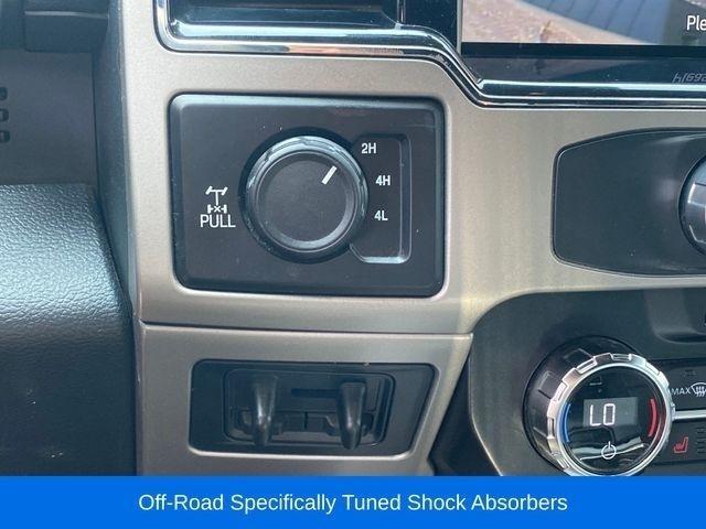 Ford F-250 SD Lariat Crew Cab 4WD 2022