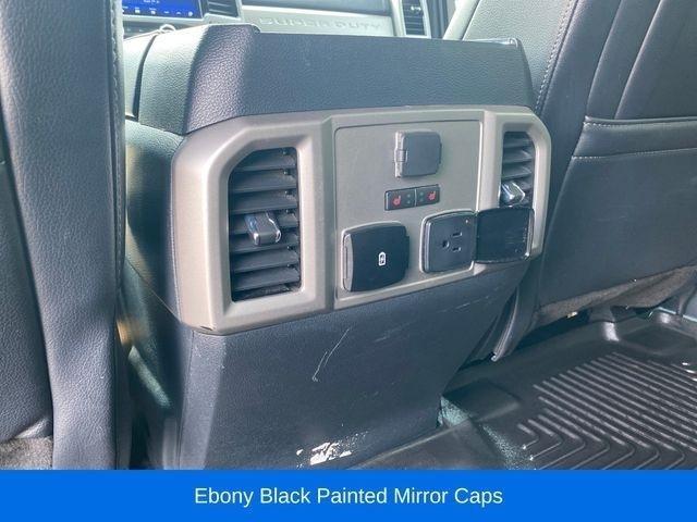 Ford F-250 SD Lariat Crew Cab 4WD 2022