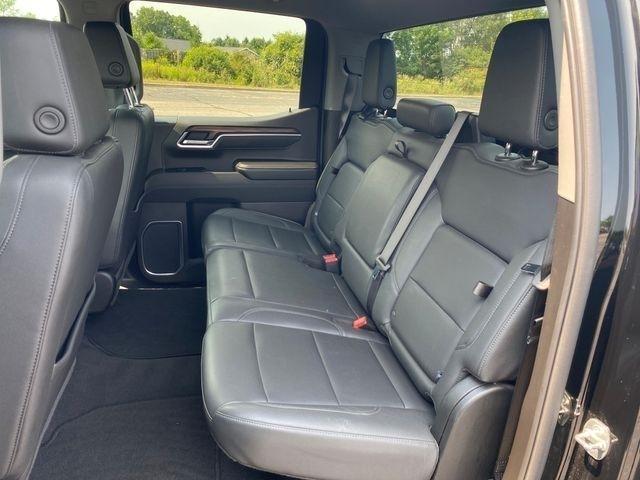GMC Sierra 1500 SLT Crew Cab 2WD 2025