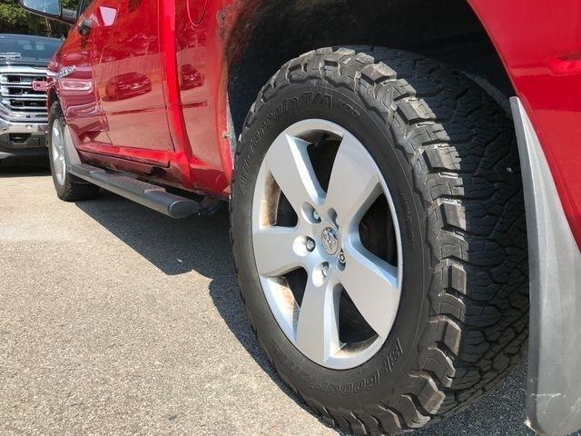 RAM 1500 ST Crew Cab 4WD 2012