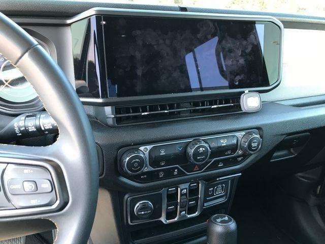 Jeep Wrangler Sport 2024