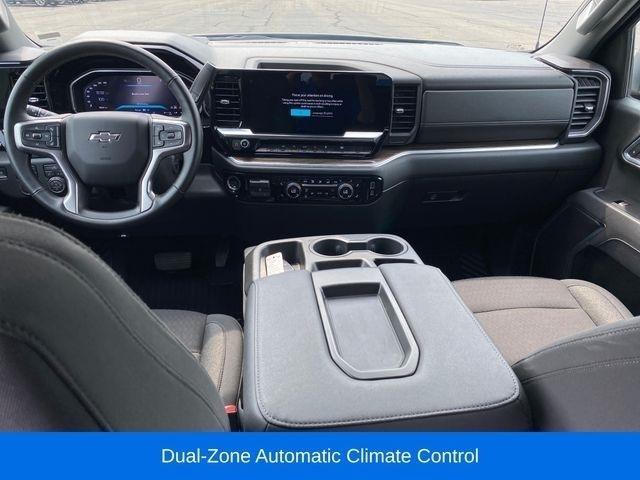 Chevrolet Silverado 1500 RST Crew Cab 4WD 2026
