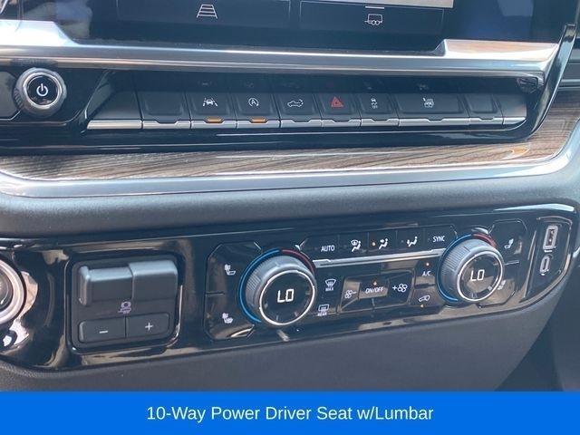 Chevrolet Silverado 1500 LT Crew Cab 4WD 2025