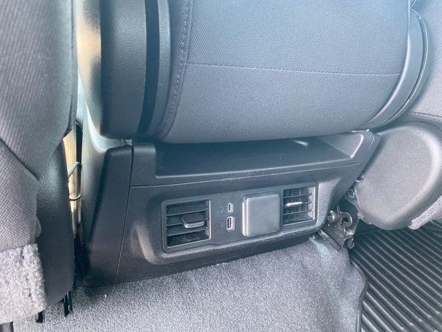 Chevrolet Silverado 1500 LT Crew Cab 4WD 2025