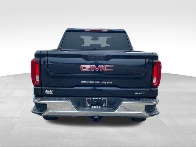 GMC Sierra 1500 SLT Crew Cab 4WD 2026