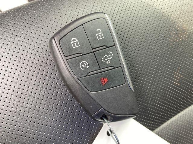 GMC Sierra 1500 SLT Crew Cab 4WD 2026