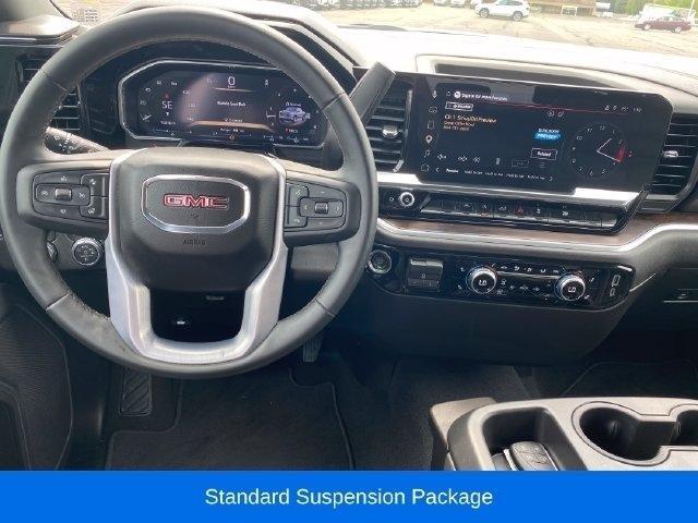 GMC Sierra 1500 SLT Crew Cab 4WD 2026