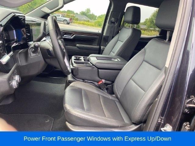 GMC Sierra 1500 SLT Crew Cab 4WD 2026