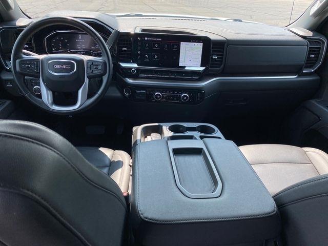 GMC Sierra 1500 SLT Crew Cab 4WD 2025