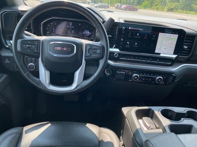 GMC Sierra 1500 SLT Crew Cab 4WD 2025