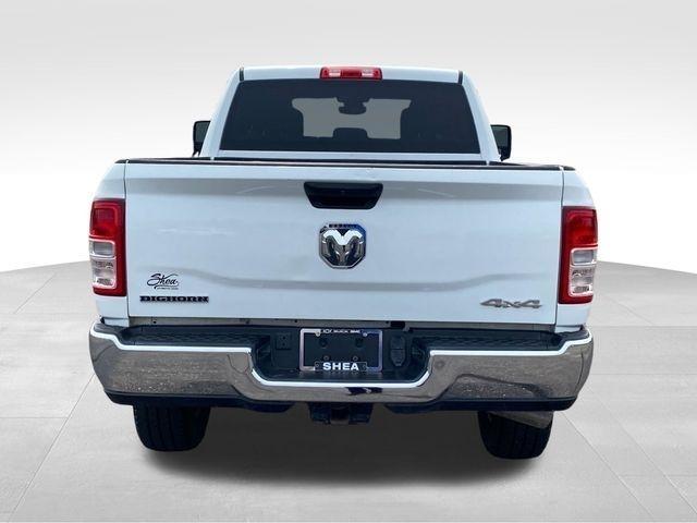 RAM 2500 Tradesman Crew Cab SWB 4WD 2024
