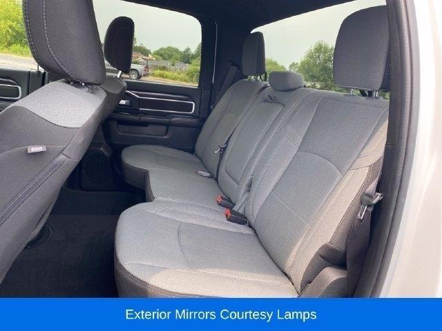 RAM 2500 Tradesman Crew Cab SWB 4WD 2024