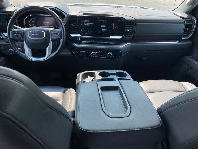 GMC Sierra 1500 SLT Crew Cab 4WD 2025