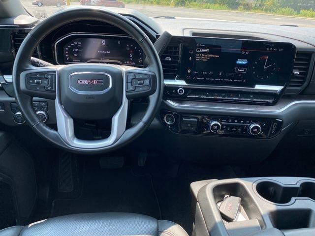 GMC Sierra 1500 SLT Crew Cab 4WD 2025