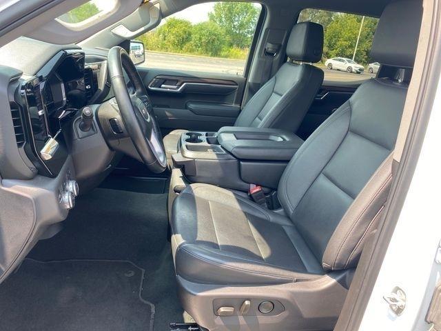 GMC Sierra 1500 SLT Crew Cab 4WD 2025