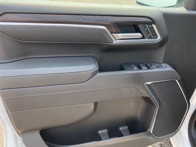 GMC Sierra 1500 SLT Crew Cab 4WD 2025