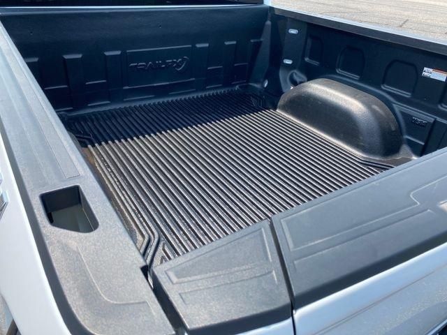 GMC Sierra 1500 SLT Crew Cab 4WD 2025