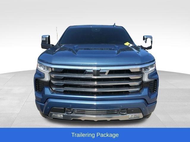 Chevrolet Silverado 1500 High Country Crew Cab 4WD 2024