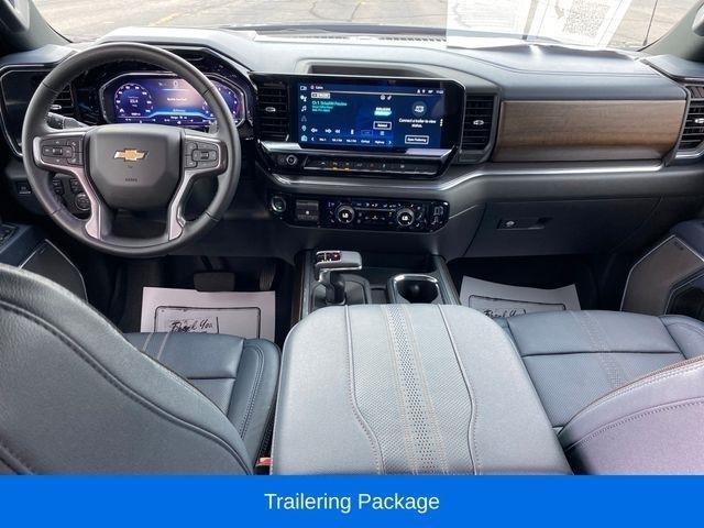 Chevrolet Silverado 1500 High Country Crew Cab 4WD 2024