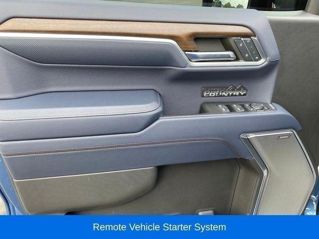 Chevrolet Silverado 1500 High Country Crew Cab 4WD 2024