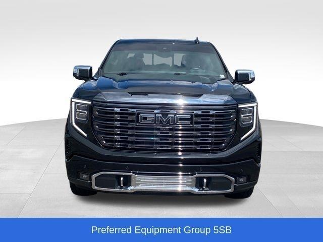 GMC Sierra 1500 Denali Ultimate Crew Cab 4WD 2023