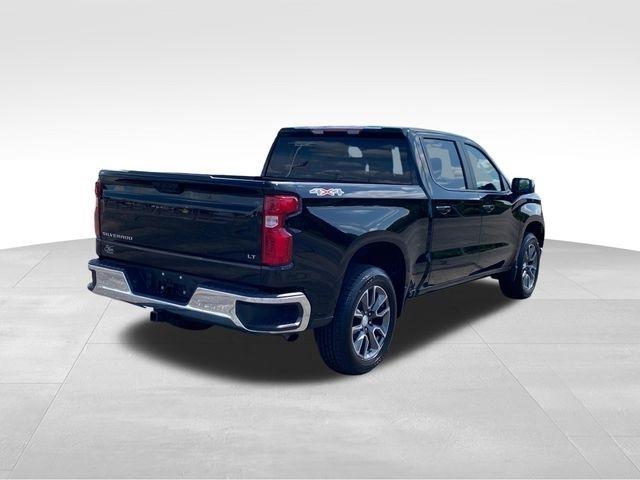 Chevrolet Silverado 1500 LT-L Crew Cab 4WD 2024
