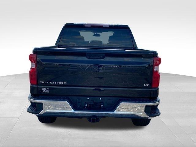 Chevrolet Silverado 1500 LT-L Crew Cab 4WD 2024