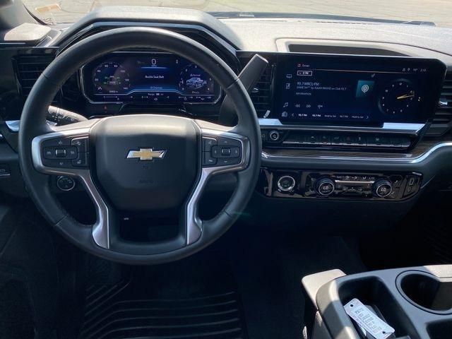 Chevrolet Silverado 1500 LT-L Crew Cab 4WD 2024