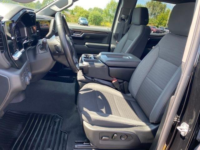 Chevrolet Silverado 1500 LT-L Crew Cab 4WD 2024