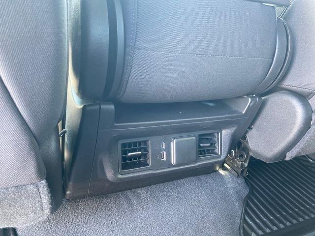 Chevrolet Silverado 1500 LT-L Crew Cab 4WD 2024