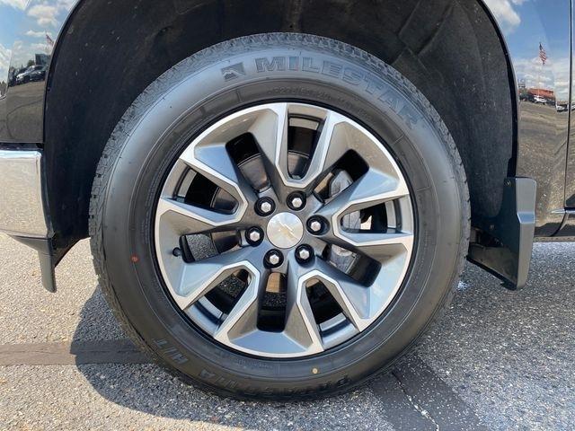 Chevrolet Silverado 1500 LT-L Crew Cab 4WD 2024