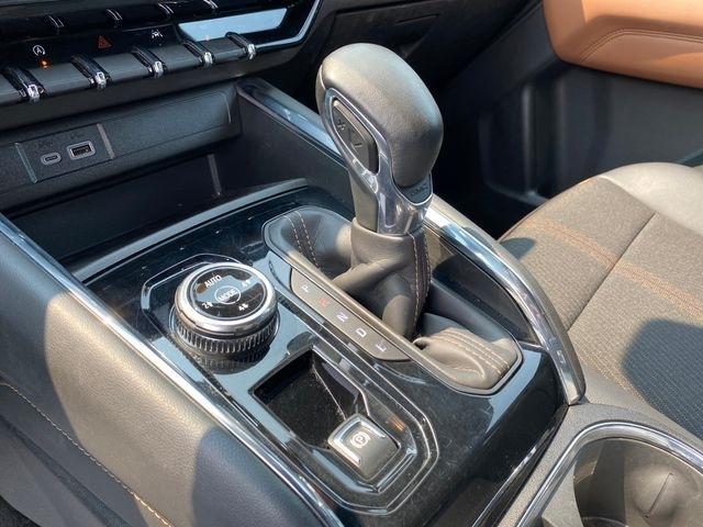 GMC Canyon AT4 Crew Cab 4WD 2024
