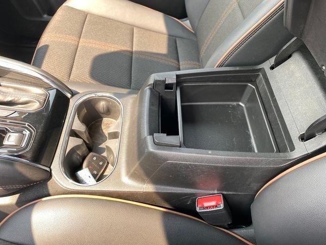 GMC Canyon AT4 Crew Cab 4WD 2024