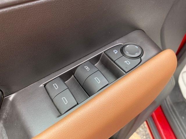 GMC Canyon AT4 Crew Cab 4WD 2024