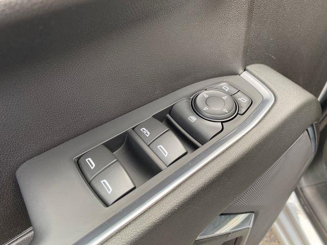 Chevrolet Silverado 1500 LT-L Crew Cab 4WD 2024