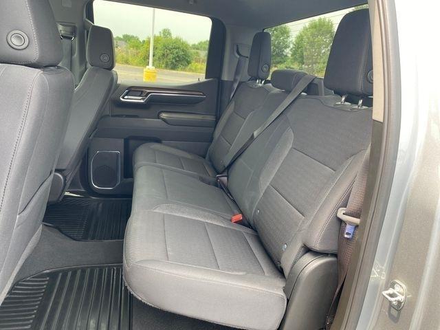 Chevrolet Silverado 1500 LT-L Crew Cab 4WD 2024