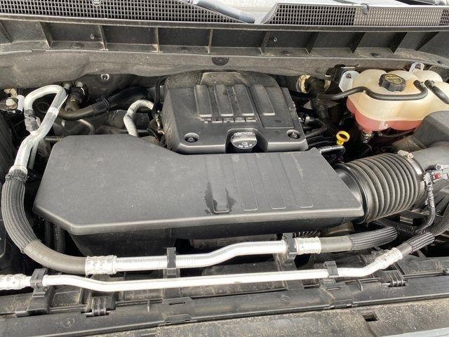 Chevrolet Silverado 1500 LT-L Crew Cab 4WD 2024