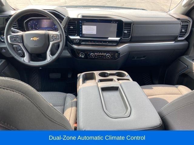 Chevrolet Silverado 1500 LT-L Crew Cab 4WD 2024