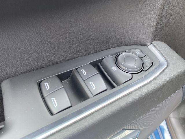 Chevrolet Silverado 1500 LT-L Crew Cab 4WD 2024