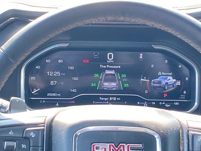 GMC Sierra 1500 AT4 Crew Cab 4WD 2024
